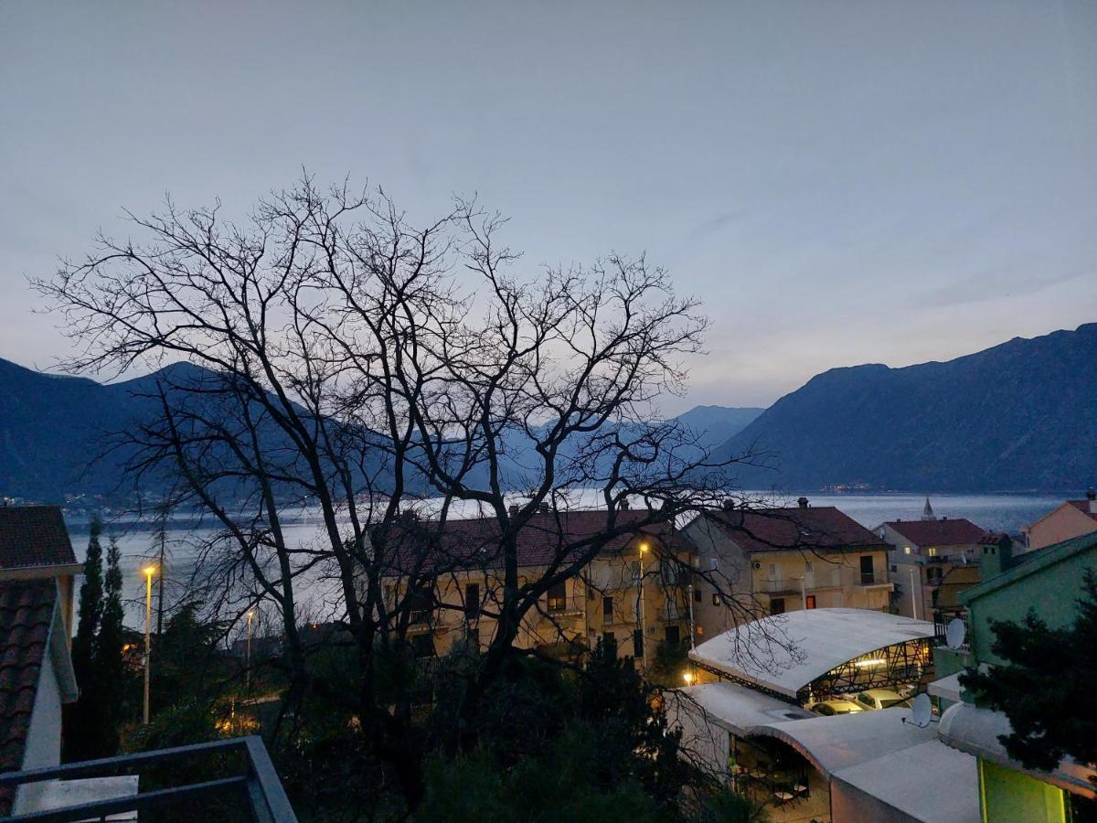 Apartman - Dobrota Sun Kotor Eksteriør billede